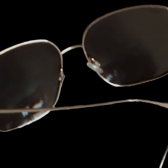 Maui Jim  Sunglasses Triton Dark Oversize Lens with shiny thin gold tone frame - Picture 6 of 6